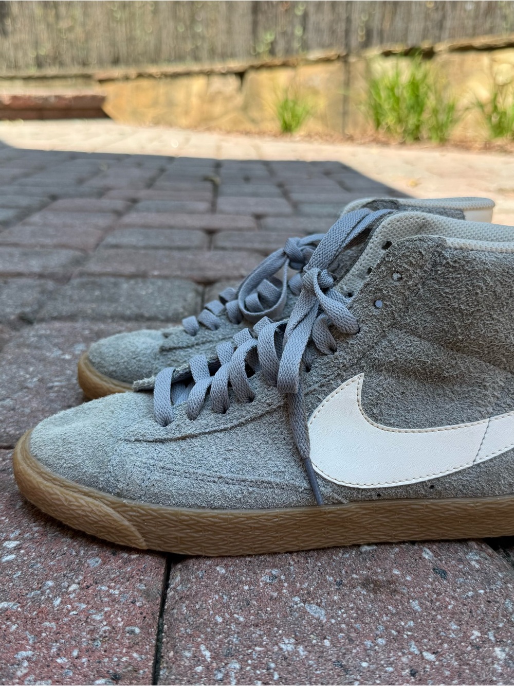 Nike Blazer Mid 77 Vintage Shaggy Distresses Suede in wolf Gray EUC